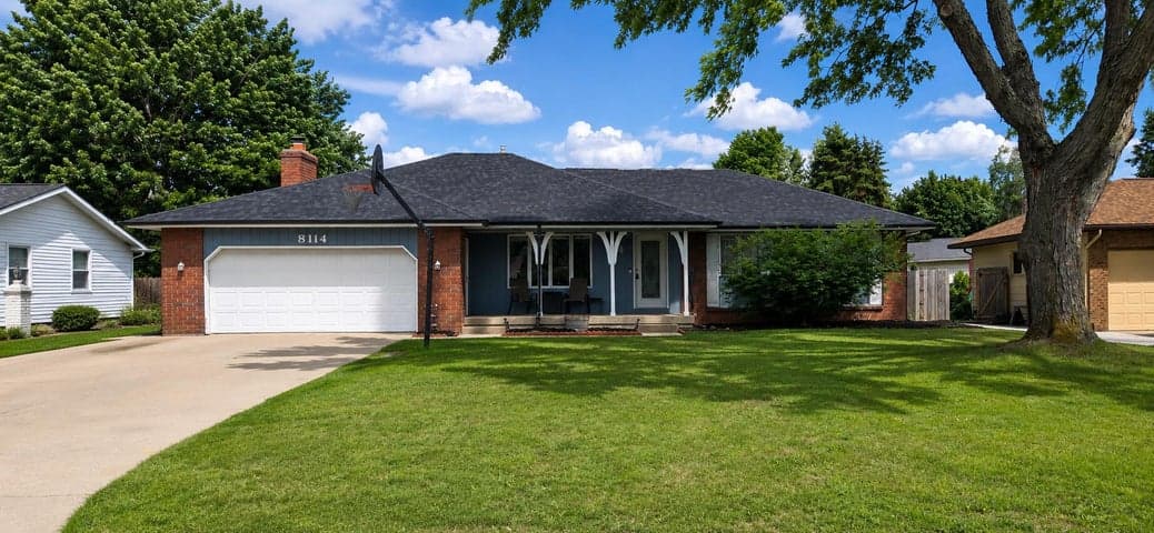 8114 Mellowwood Drive, Jenison, MI 49428