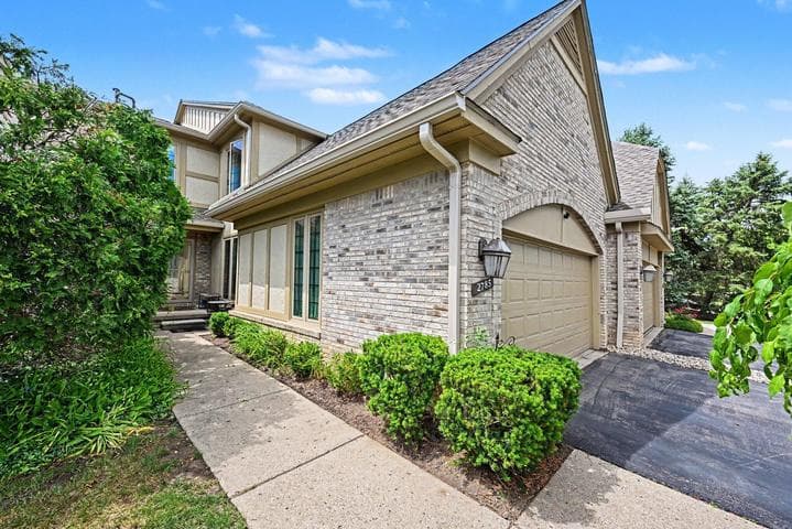 2785 Maitland Drive, Ann Arbor, MI 48105