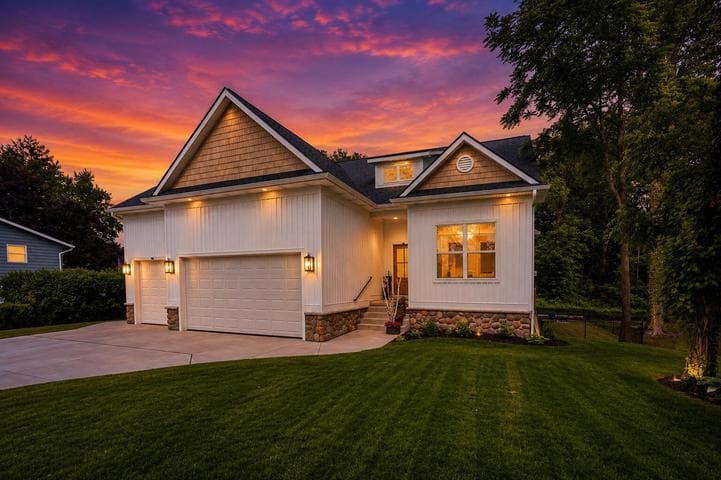 1464 Canal Street, Portage, MI 49002