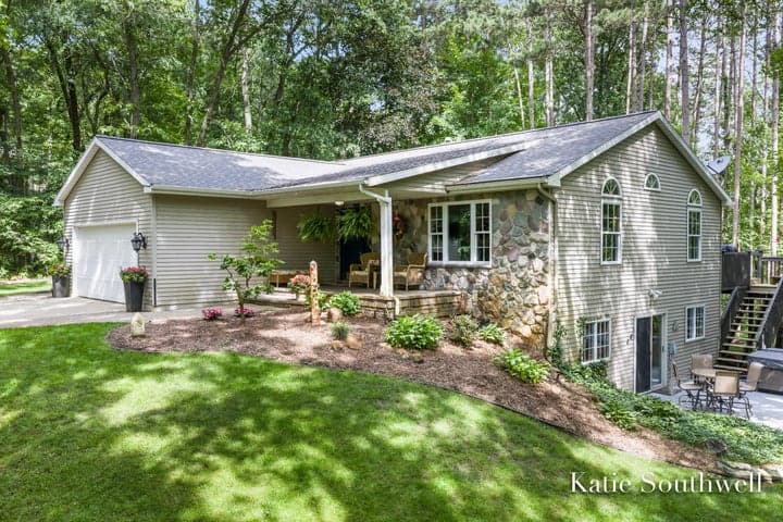 13569 Missy's Way, Lowell, MI 49331