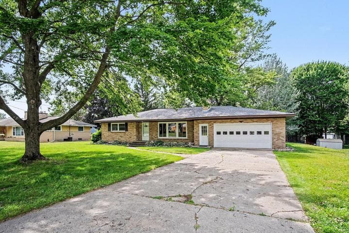 11351 Brown Avenue, Allendale, MI 49401