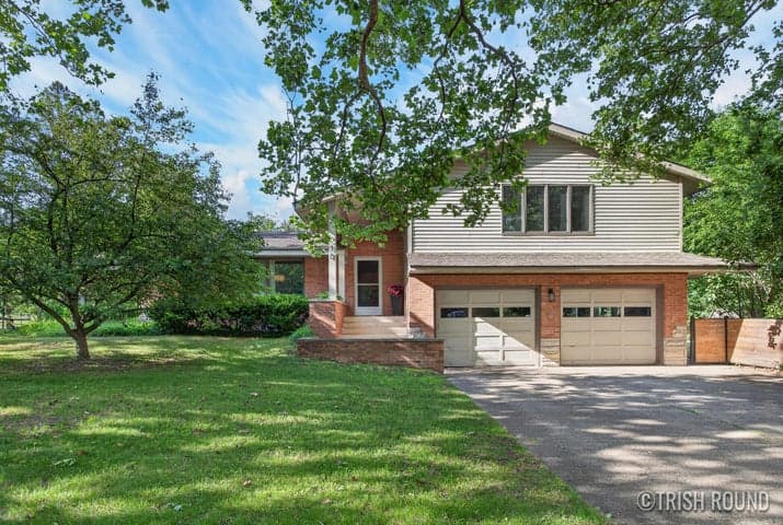 518 Russwood Street NE, Grand Rapids, MI 49505
