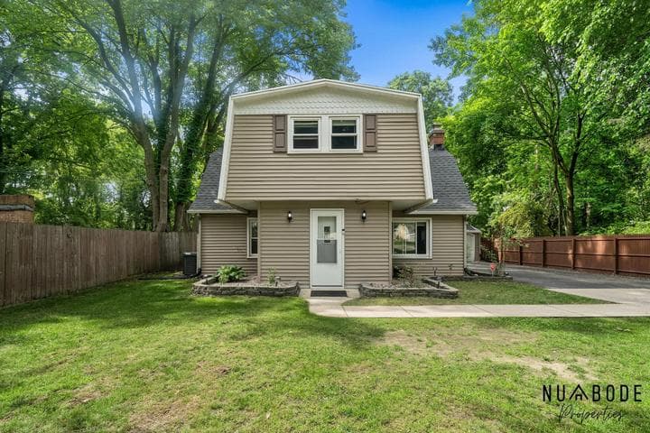 310 Bellevue Street SE, Wyoming, MI 49548
