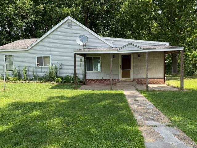 3406 W Shore Drive, Battle Creek, MI 49017