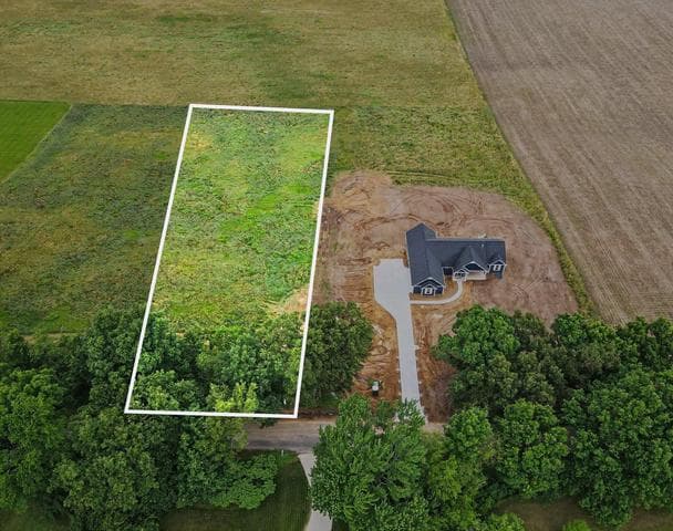 9341 EF Avenue E, Richland, MI 49083