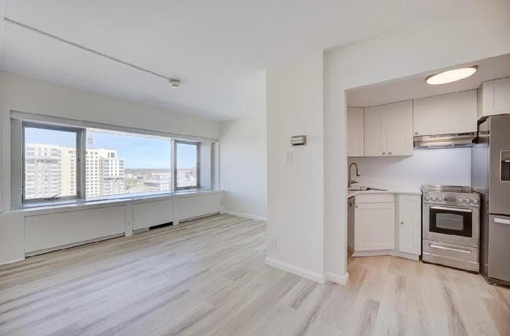 555 E William Street 16G, Ann Arbor, MI 48104