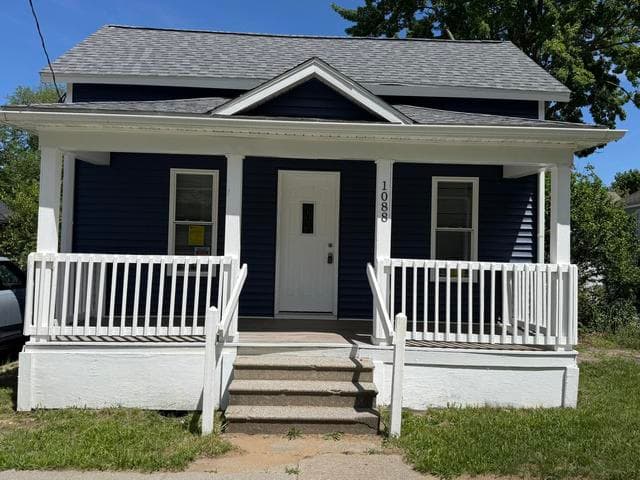 1088 Kenneth Street, Muskegon, MI 49442