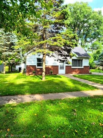 1320 Nazareth Road, Kalamazoo, MI 49048