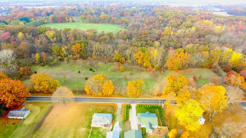 69704 2 Garver Lake Road, Edwardsburg, MI 49112