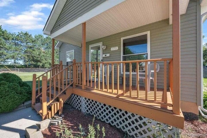 175 Rockwell Street, Pontiac, MI 48341