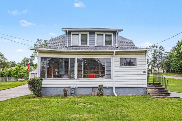 187 Sharon Avenue, Battle Creek, MI 49017