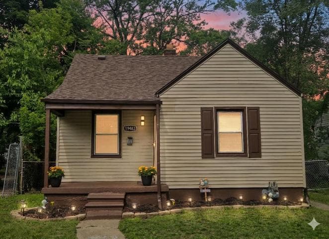 19483 Rosemont Avenue, Detroit, MI 48219