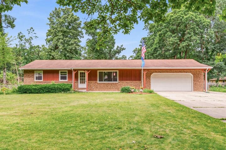 68850 3rd Street, Edwardsburg, MI 49112
