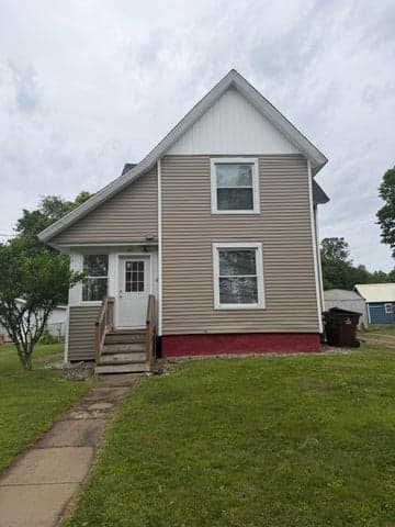 905 Burr Oak Street, Albion, MI 49224