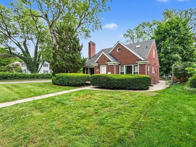 1616 Morton Avenue, Ann Arbor, MI 48104