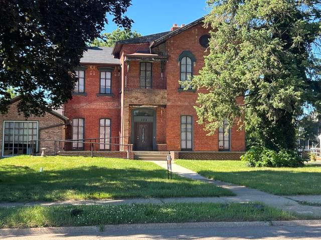 173 175 Capital Avenue NE, Battle Creek, MI 49017