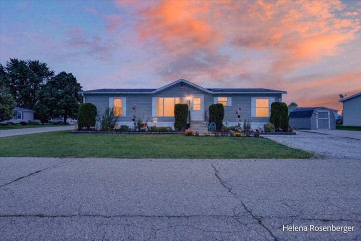 5505 Filly Drive SE, Caledonia, MI 49316