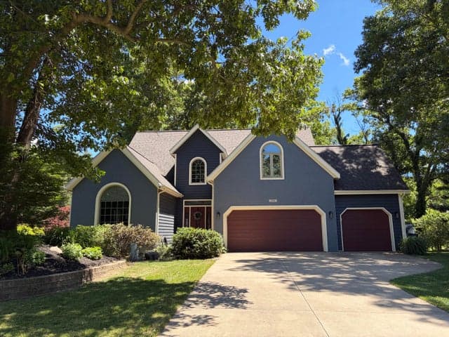 594 Springwood Drive, Kalamazoo, MI 49009