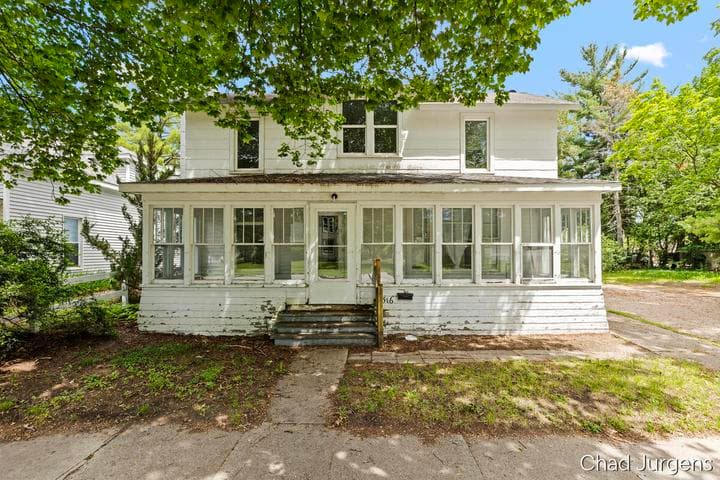 516 N Michigan Avenue, Big Rapids, MI 49307