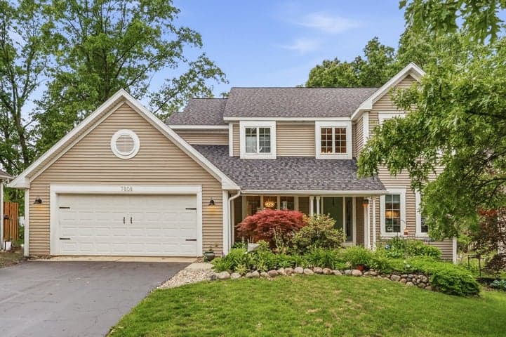 7808 Ashton Woods Drive, Portage, MI 49024