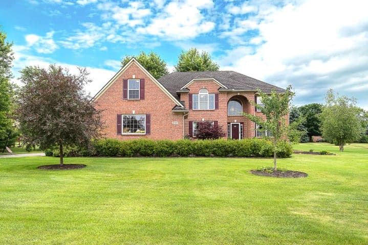 8757 Sydney Drive, Saline, MI 48176
