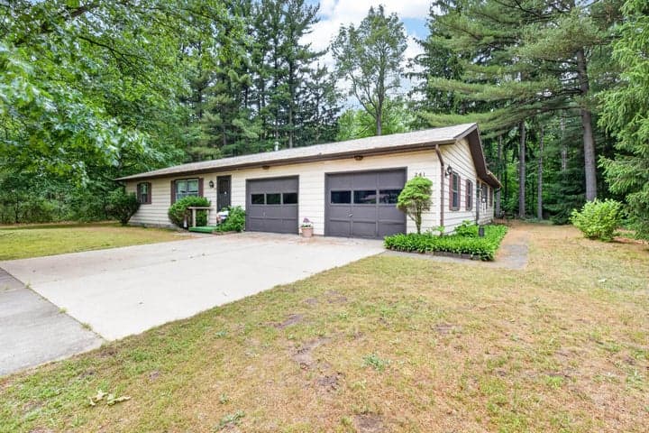 239 Pine Ridge Road, Battle Creek, MI 49017