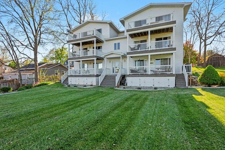 11038 Portage Road 6, Portage, MI 49002