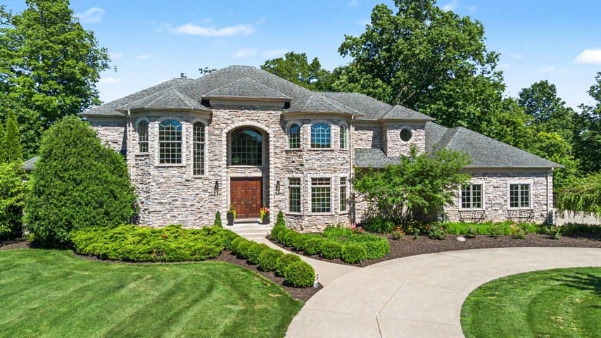 4945 S Stockbridge Drive, St. Joseph, MI 49085