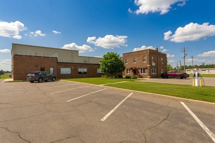 3606 Wildwood Avenue, Jackson, MI 49202