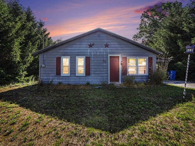 62 S Stewart Street, Muskegon, MI 49442