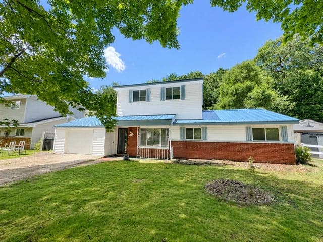 1546 Zarieda Street, Ortonville, MI 48462