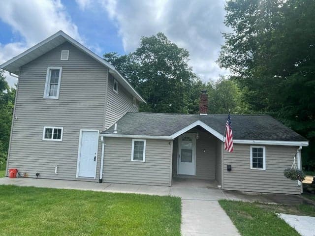 9990 S Bird Road, Dowling, MI 49050