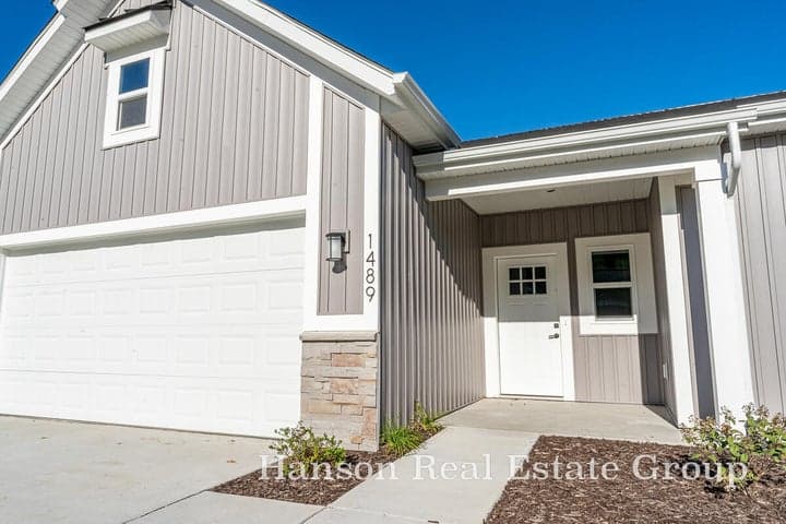 1397 Center Hill Road SE 30, Lowell, MI 49331