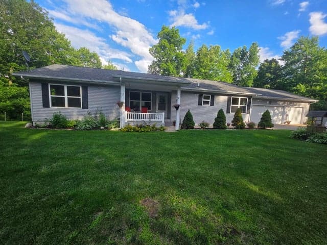 6670 Tower Lake Road NE, Belding, MI 48809