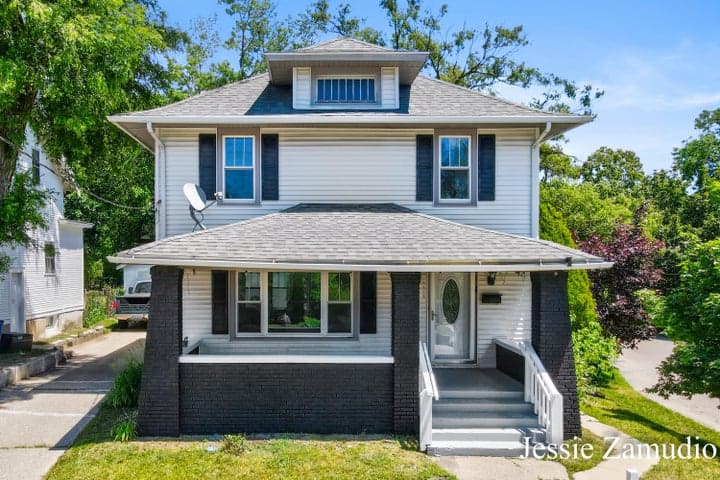 1810 Eastern Avenue SE, Grand Rapids, MI 49507