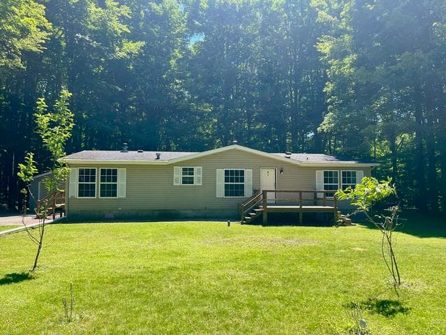 5809 Barnhart Road, Ludington, MI 49431