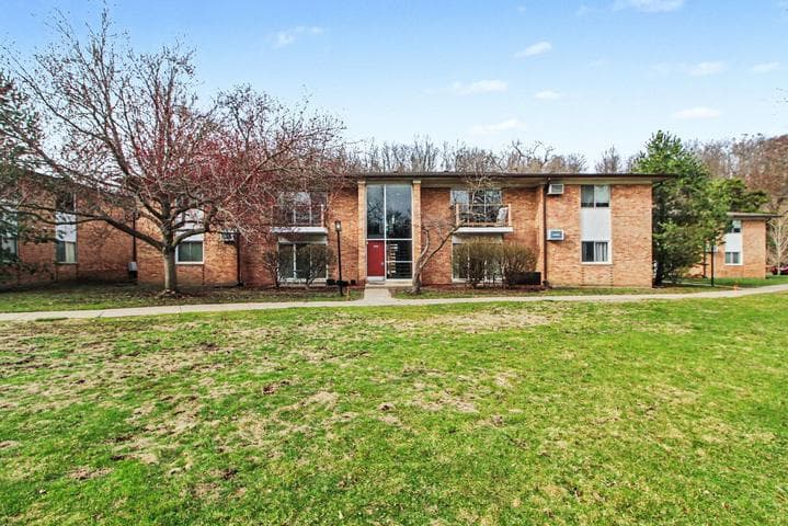 1257 Island Drive 101, Ann Arbor, MI 48105