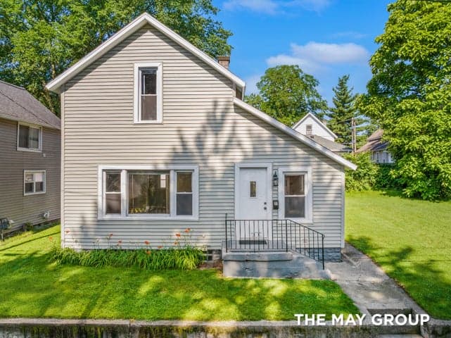 31 Mack Avenue NE, Grand Rapids, MI 49503
