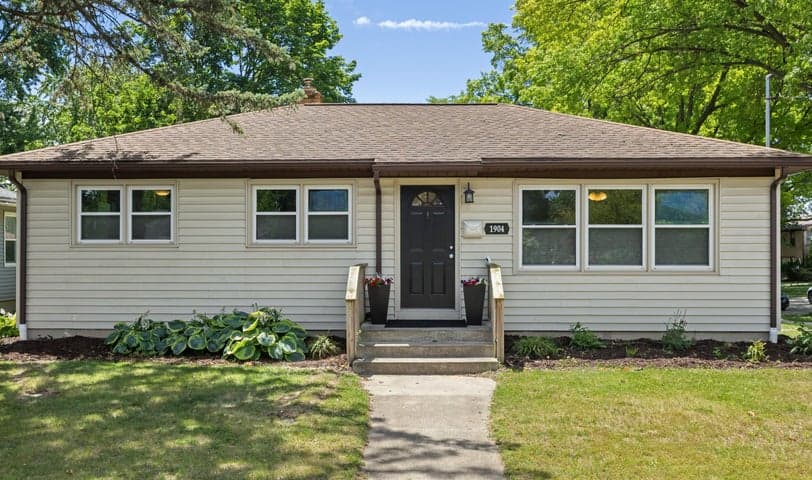 1904 Griggs Street SE, Grand Rapids, MI 49506