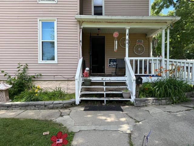 Photo 6