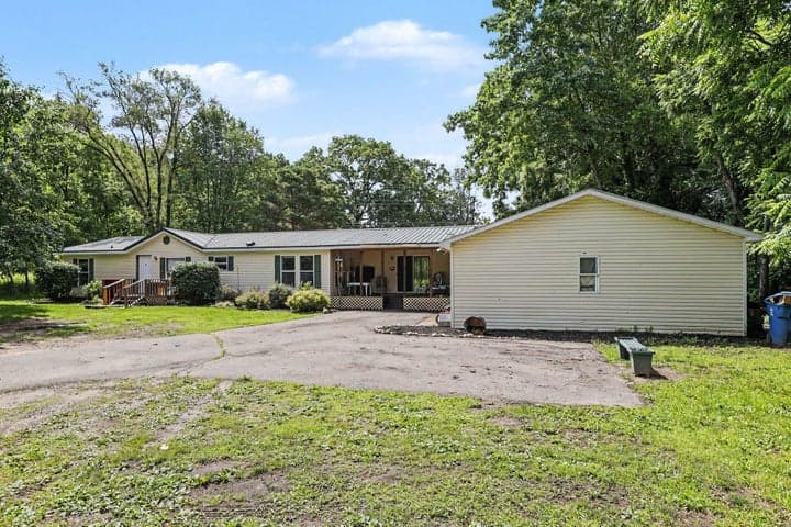 619 Marsh Road, Plainwell, MI 49080