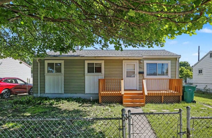 1302 Commonwealth Avenue, Ypsilanti, MI 48198