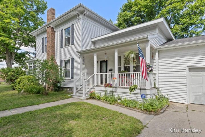602 S Franklin Street, Greenville, MI 48838