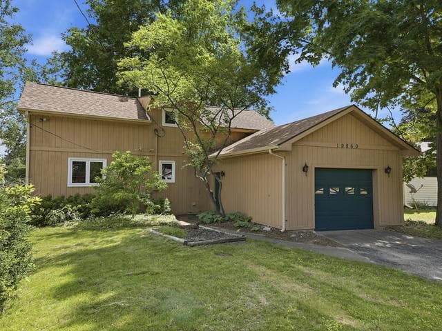 10860 3rd Street, Stanwood, MI 49346