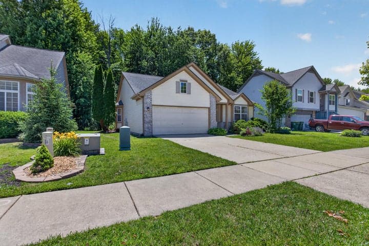 7944 Thornhill Drive, Ypsilanti, MI 48197
