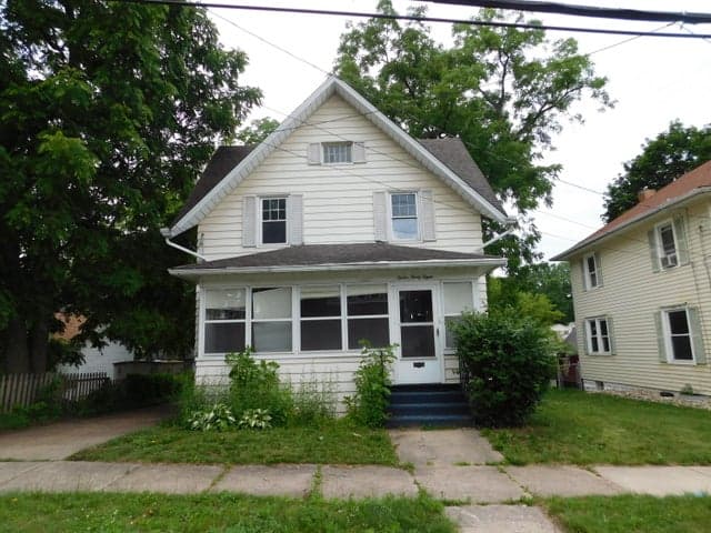 1238 3rd Street, Jackson, MI 49203