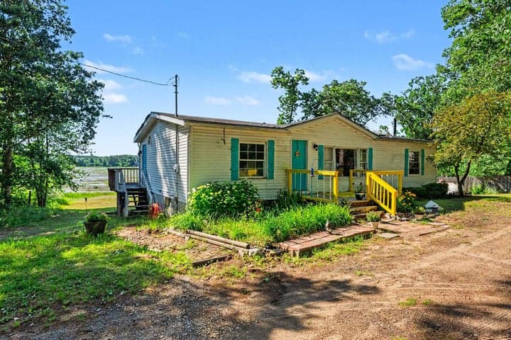 4729 118th Avenue, Fennville, MI 49408
