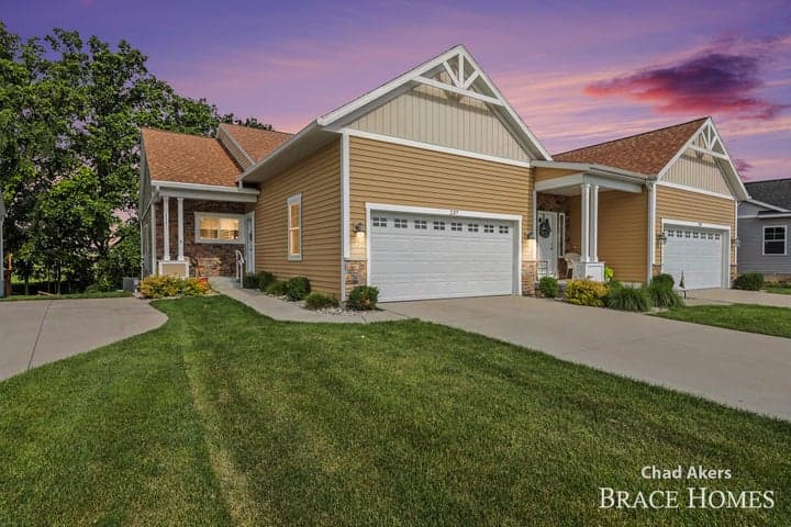 237 Hazelnut Drive, Coopersville, MI 49404