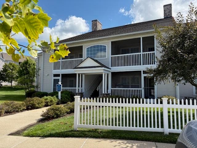 2692 S Knightsbridge Circle, Ann Arbor, MI 48105