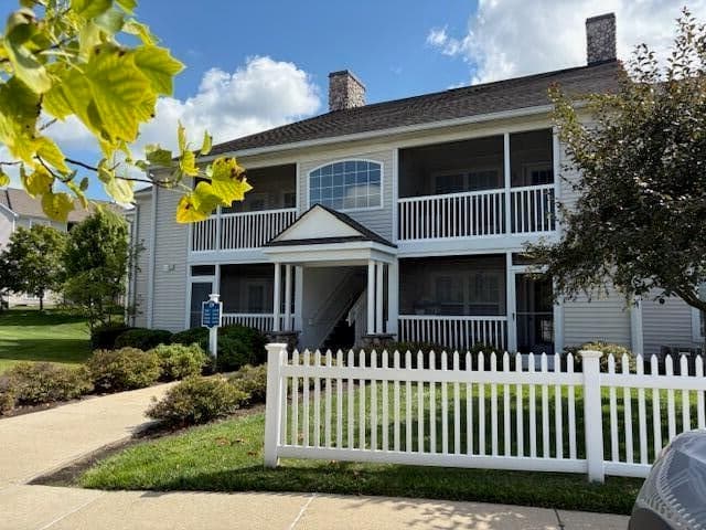 2692 S Knightsbridge Circle, Ann Arbor, MI 48105